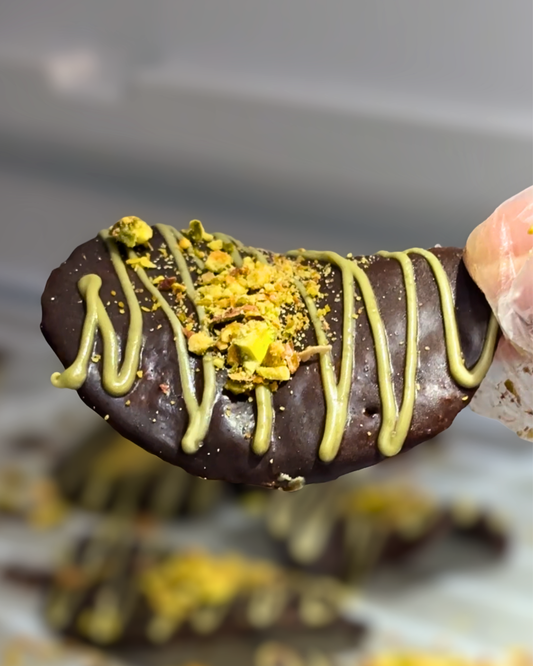 Semi Dark Chocolate Crunchy Pistachio Chips (LIMITED-EDITION)